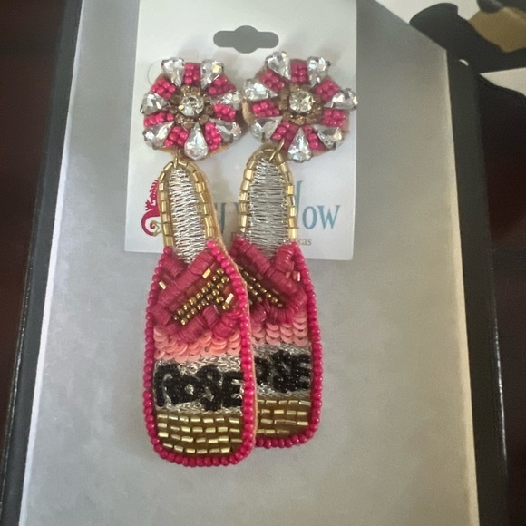 NWT Holiday Festive Handmade Earrings! - Picture 2 of 5